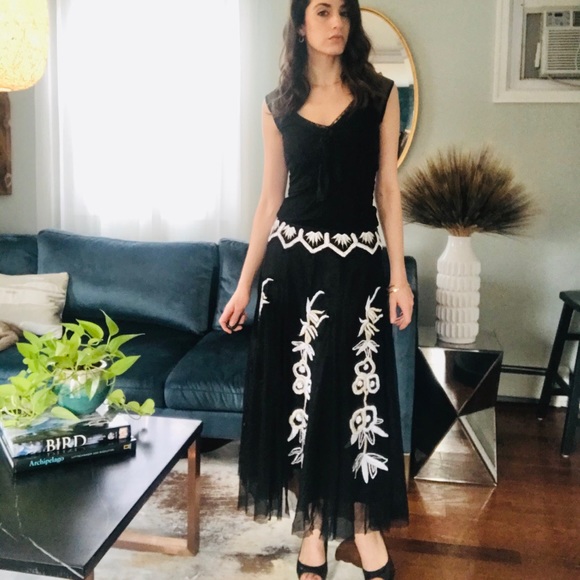 Basil & Maude BoHo Lace Blouse and Skirt Set - Picture 2 of 7